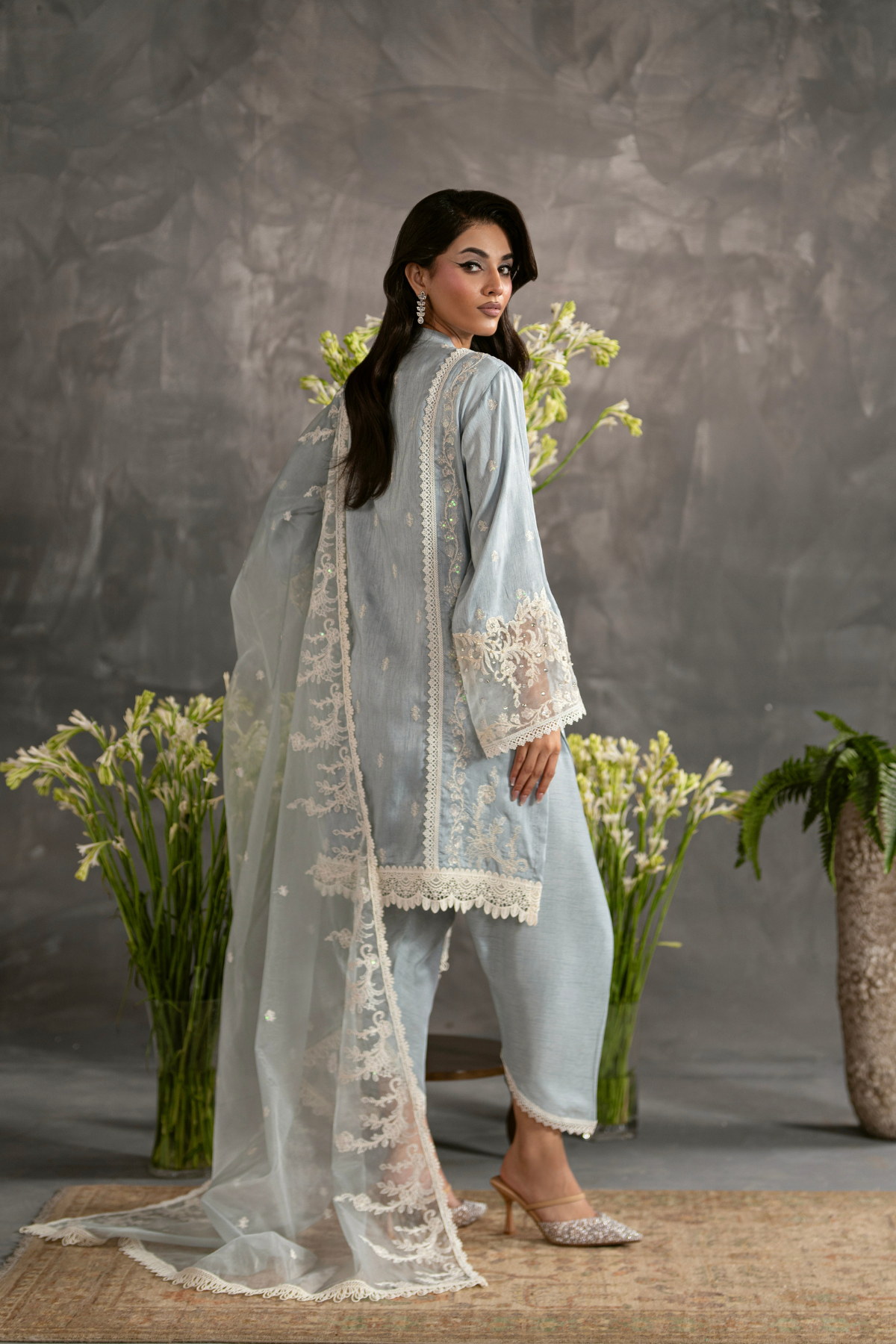Husn-e-khas | Semi Formals