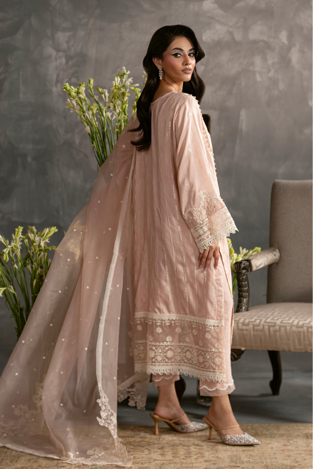 Roshnai | Semi Formals