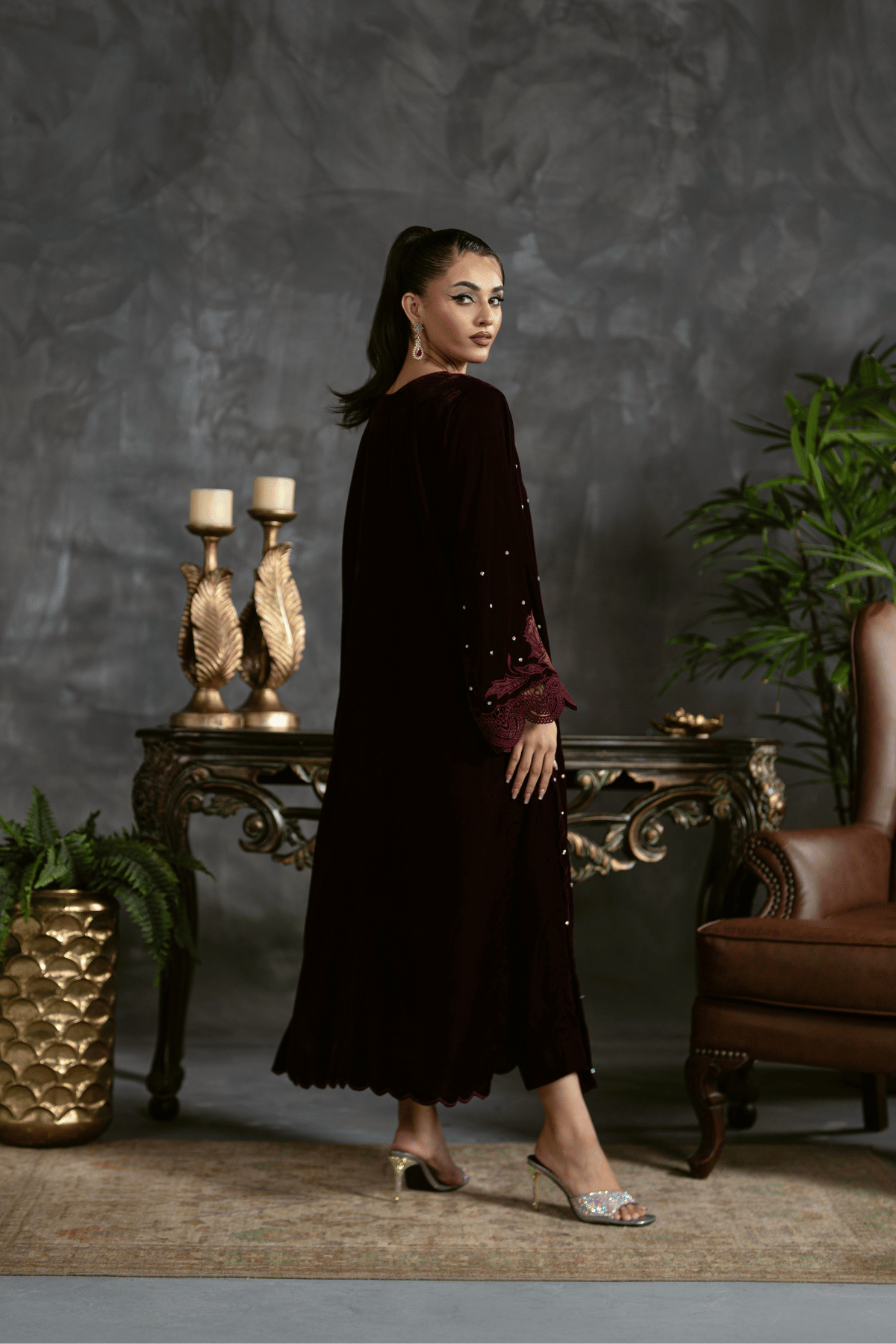 Rang-e-shab | Velvet